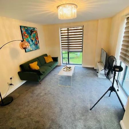 Edgware Beautiful And Modern 2 Bedroom Flat In Colindale מראה חיצוני תמונה
