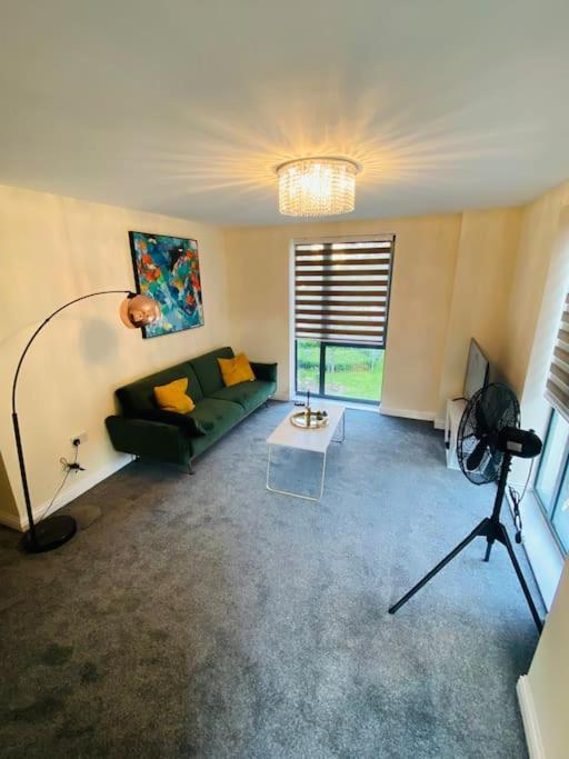 Edgware Beautiful And Modern 2 Bedroom Flat In Colindale מראה חיצוני תמונה